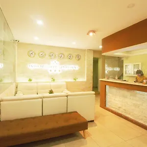 Indo Serviced Apartamento