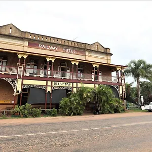 railway-hotel-ravenswood.queenslandhotels.net/