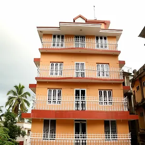oyo-9797-hotel-vbee-plaza.kerala-hotels.net/